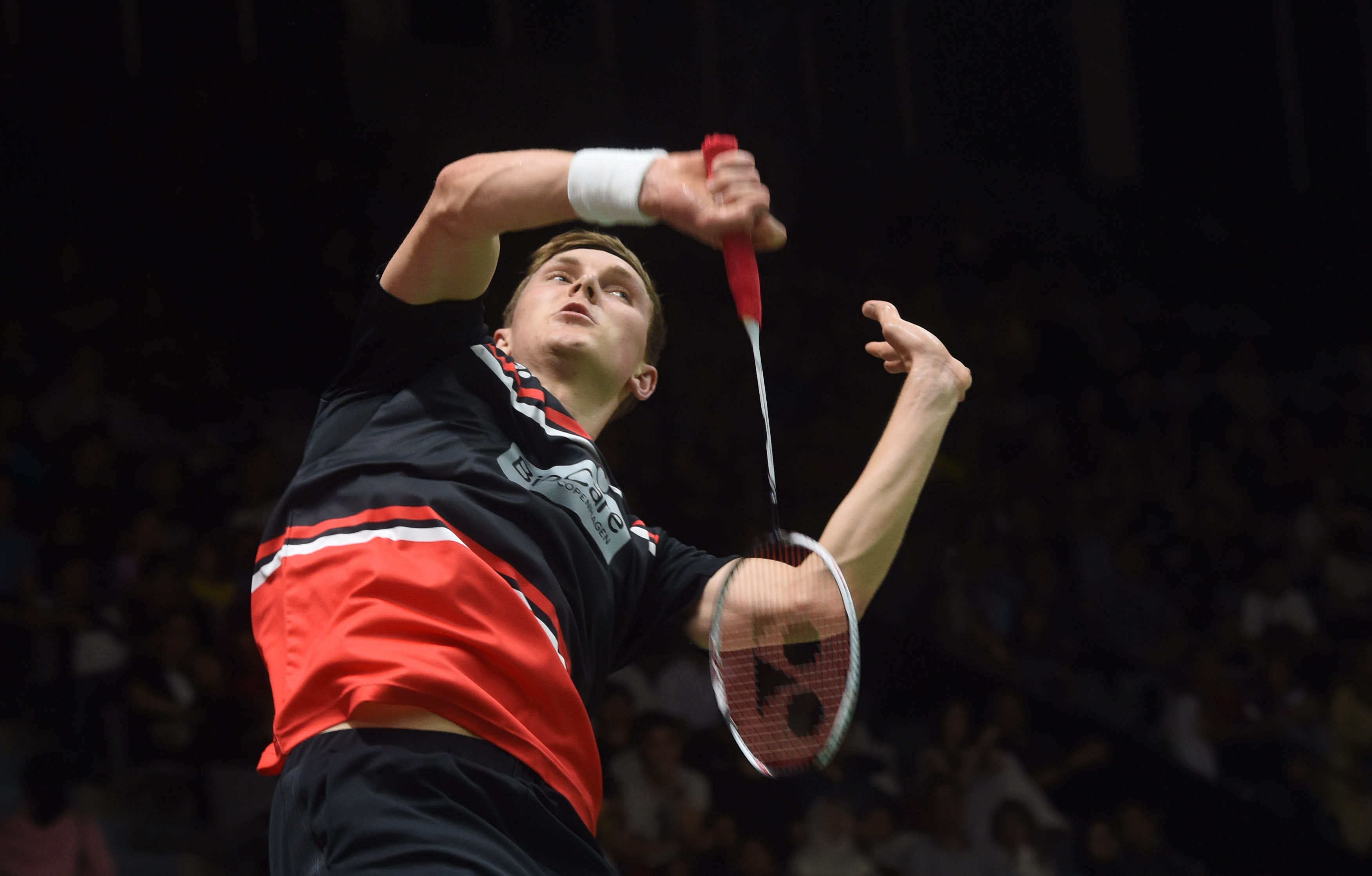 她保持了冷 她保持了冷